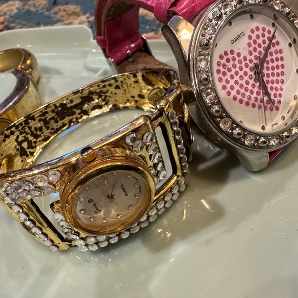 Broken Women's Watch Lot - Picture 7 of 8